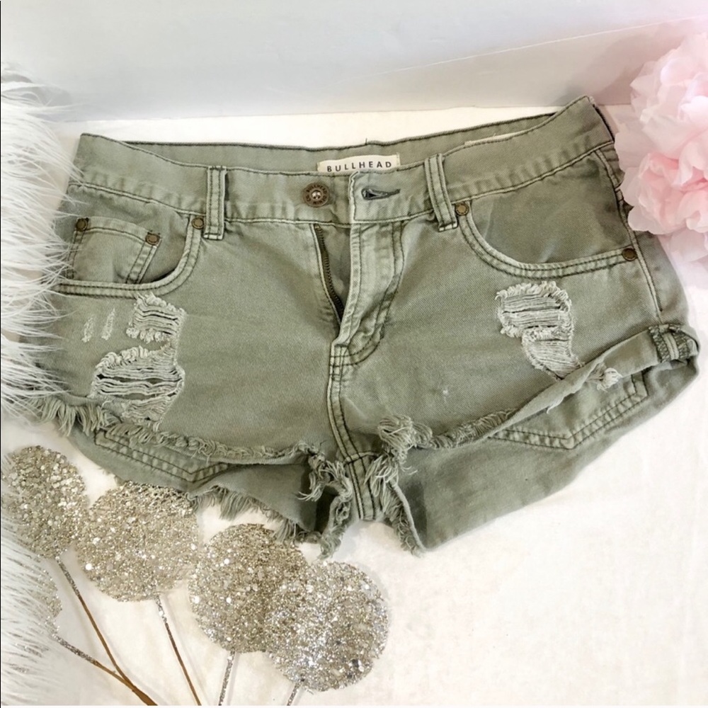 Army Green Slouchy Short Bull Head Shorts